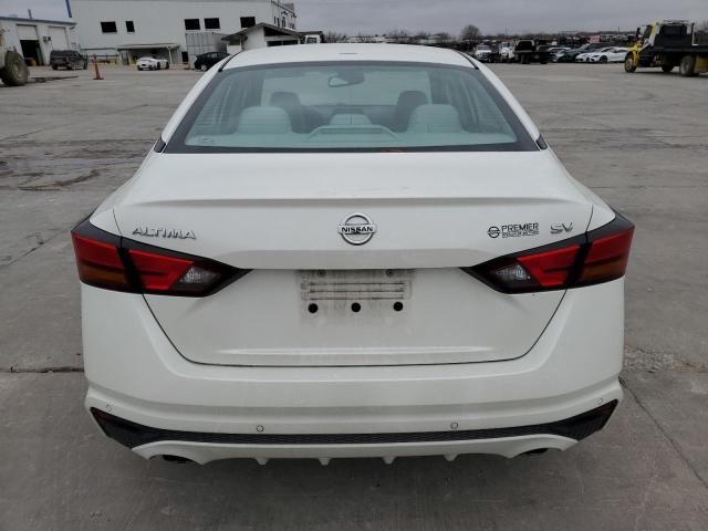 1N4BL4DV9KC131464 - 2019 NISSAN ALTIMA SV WHITE photo 6