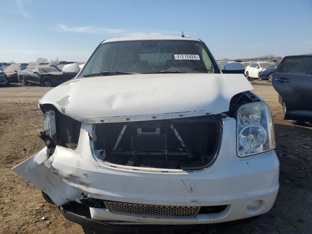 1GKFK63857J345168 - 2007 GMC YUKON DENALI WHITE photo 5