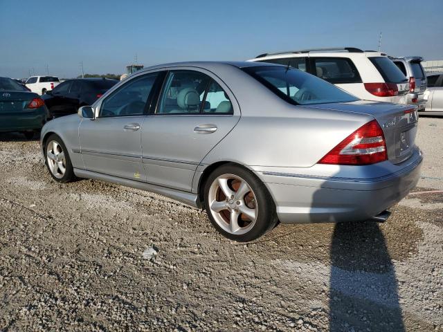 WDBRF40J45F699660 - 2005 MERCEDES-BENZ C 230K SPORT SEDAN SILVER photo 2