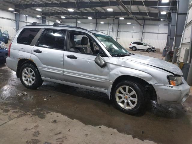 JF1SG65605H737217 - 2005 SUBARU FORESTER 2.5XS SILVER photo 4