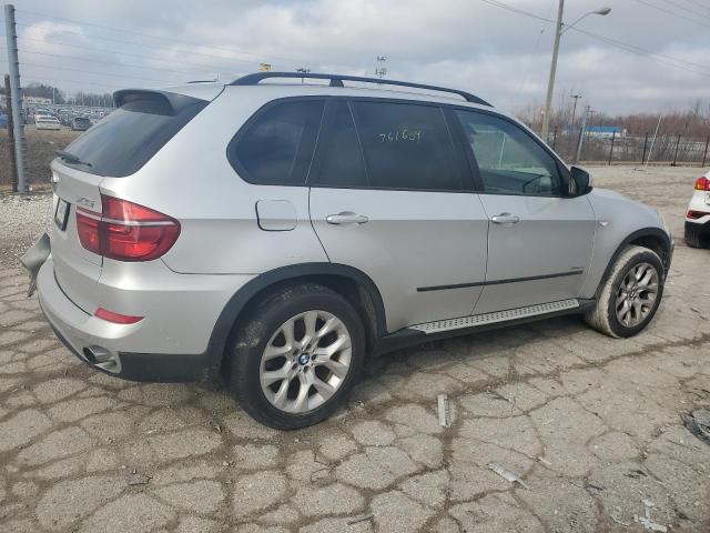 5UXZV4C59CL761604 - 2012 BMW X5 XDRIVE35I SILVER photo 3