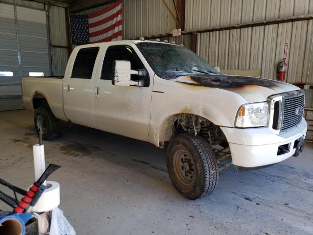 1FTSW21P96EB13696 - 2006 FORD F250 SUPER DUTY WHITE photo 4