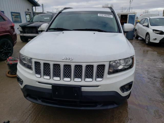 1C4NJCEA8FD110947 - 2015 JEEP COMPASS LATITUDE WHITE photo 5