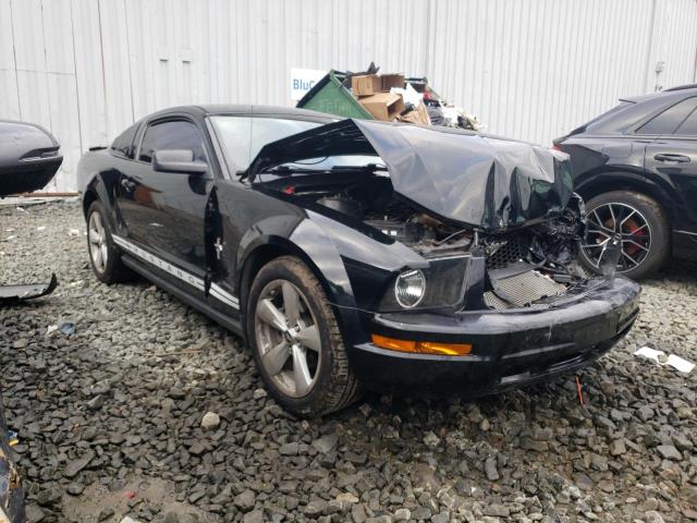 1ZVFT80N575362010 - 2007 FORD MUSTANG BLACK photo 4