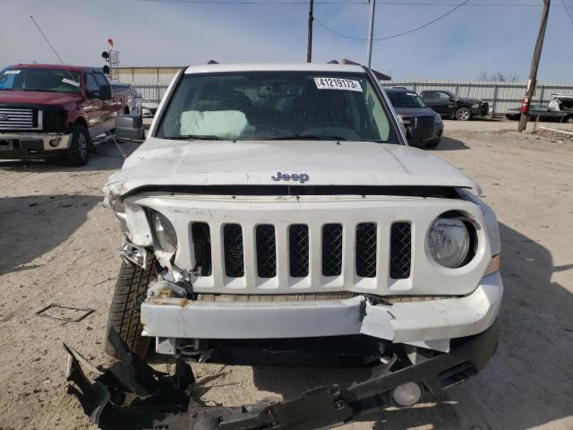 1C4NJPFA6HD148315 - 2017 JEEP PATRIOT LATITUDE WHITE photo 5