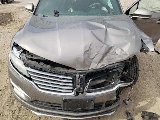 5LMCJ2C98HUL07784 - 2017 LINCOLN MKC SELECT Մոխրագույն լուսանկար 11