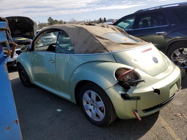 3VWRG31YX7M409748 - 2007 VOLKSWAGEN NEW BEETLE GREEN photo 2