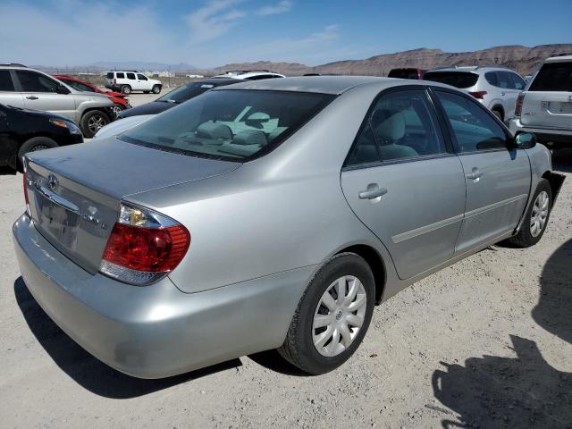 4T1BE32K15U022725 - 2005 TOYOTA CAMRY LE SILVER photo 3