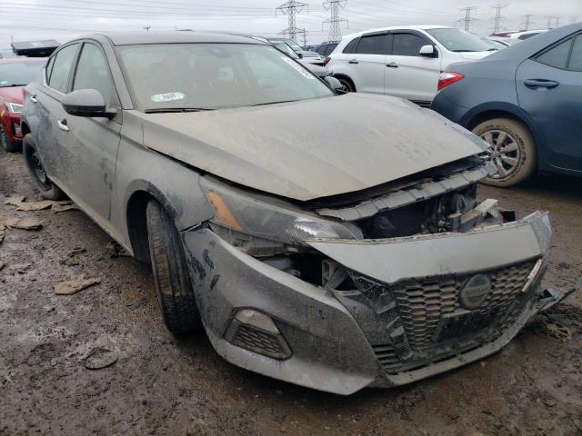 1N4BL4BV7NN332212 - 2022 NISSAN ALTIMA S GRAY photo 4