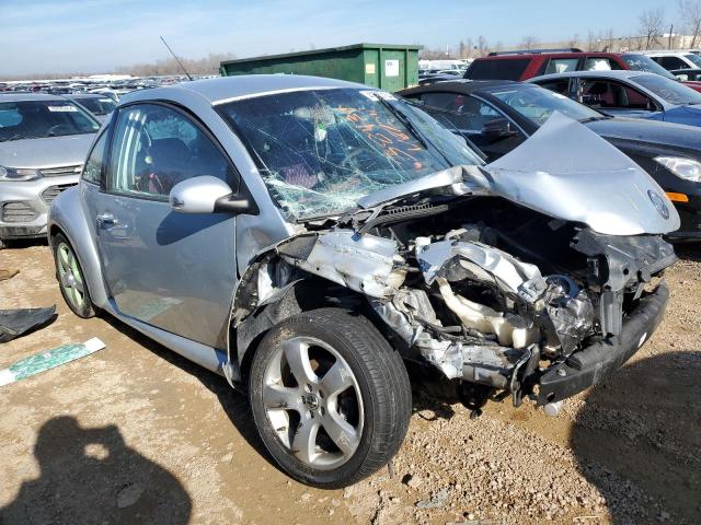 3VWBK31CX5M404003 - 2005 VOLKSWAGEN NEW BEETLE GL 银色 照片 4