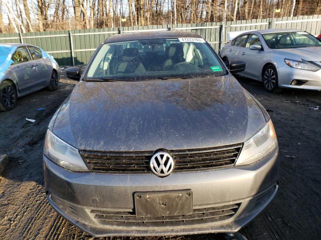 3VW2K7AJ8EM229188 - 2014 VOLKSWAGEN JETTA BASE GRAY photo 5