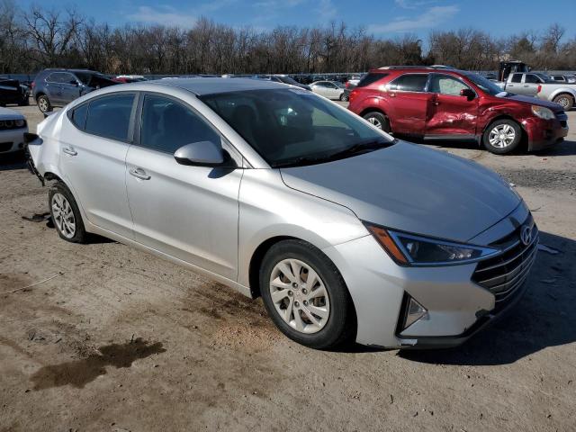 5NPD74LF0KH453075 - 2019 HYUNDAI ELANTRA SE SILVER photo 4