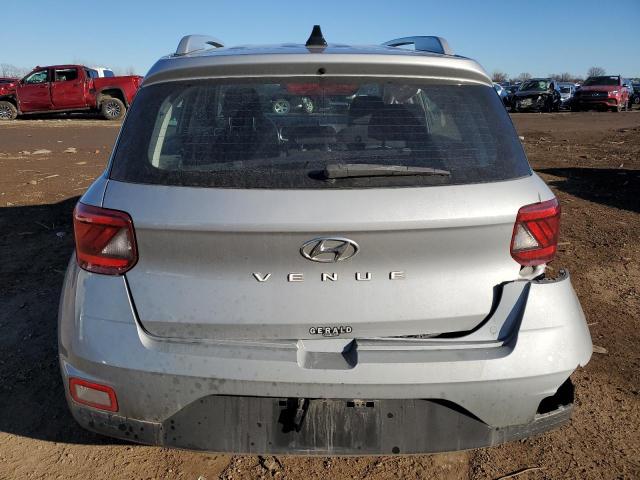 KMHRC8A38LU030863 - 2020 HYUNDAI VENUE SEL SILVER photo 6