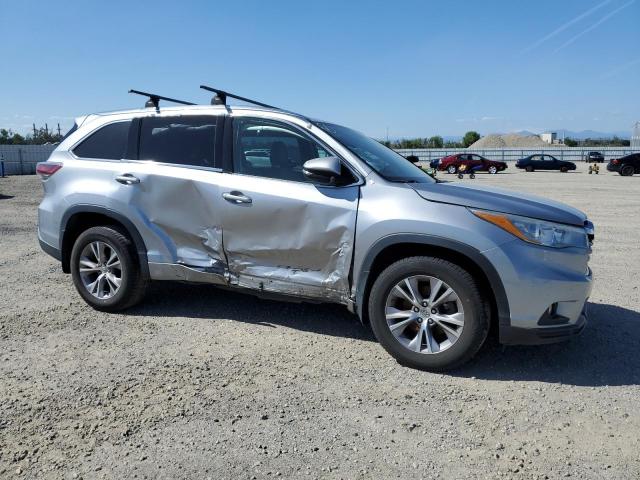 5TDJKRFH2FS101451 - 2015 TOYOTA HIGHLANDER XLE SILVER photo 4
