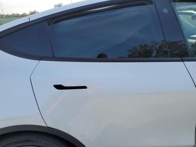 7SAYGDEF6NF531136 - 2022 TESLA MODEL Y WHITE photo 10