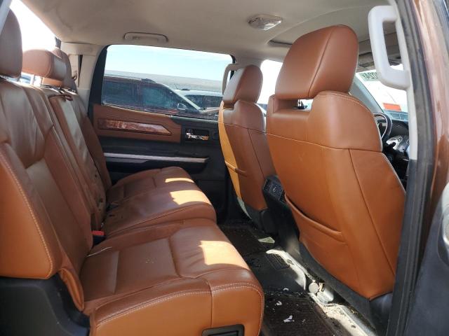 5TFAW5F14EX379745 - 2014 TOYOTA TUNDRA CREWMAX PLATINUM Braun Foto 10