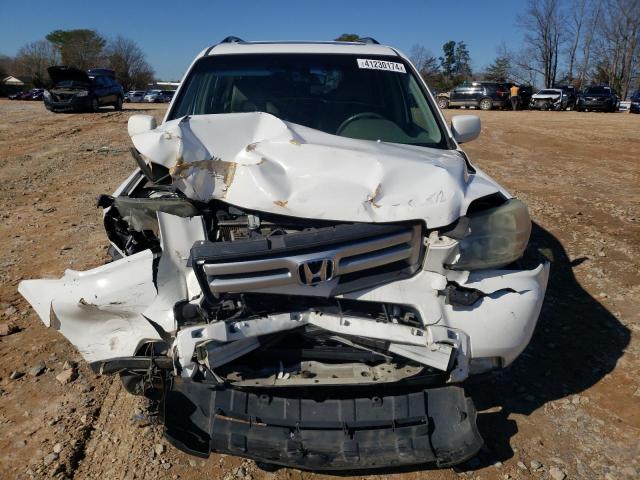 2HKYF18576H532168 - 2006 HONDA PILOT EX WHITE photo 5