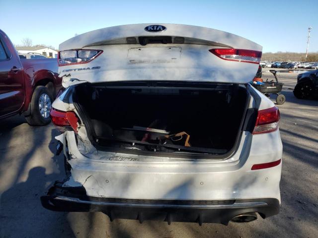 5XXGT4L32LG413141 - 2020 KIA OPTIMA LX WHITE photo 6