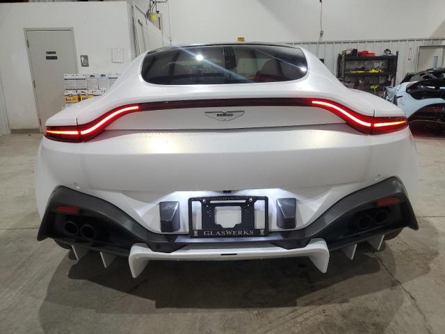 SCFSMGAWXKGN01417 - 2019 ASTON MARTIN VANTAGE WHITE photo 6