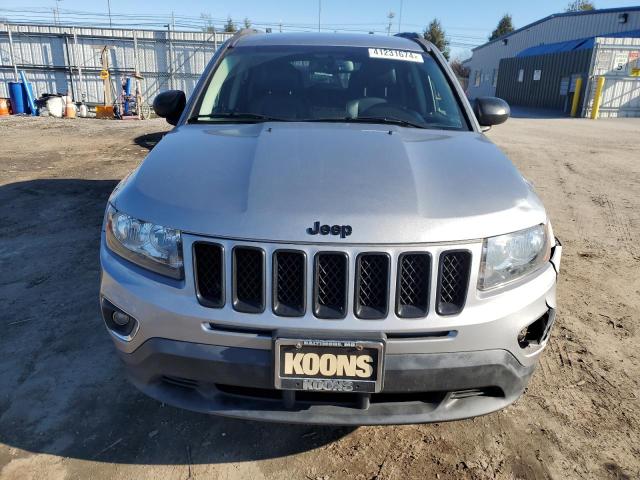 1C4NJDBB7FD366810 - 2015 JEEP COMPASS SPORT SILVER photo 5