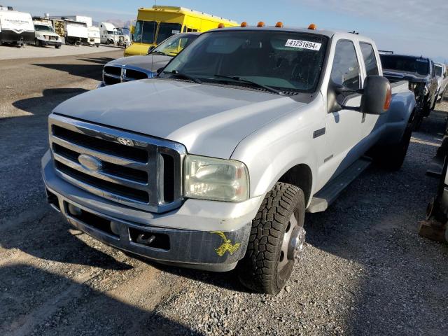 1FTWW33P27EA93653 - 2007 FORD F350 SUPER DUTY SILVER photo 2