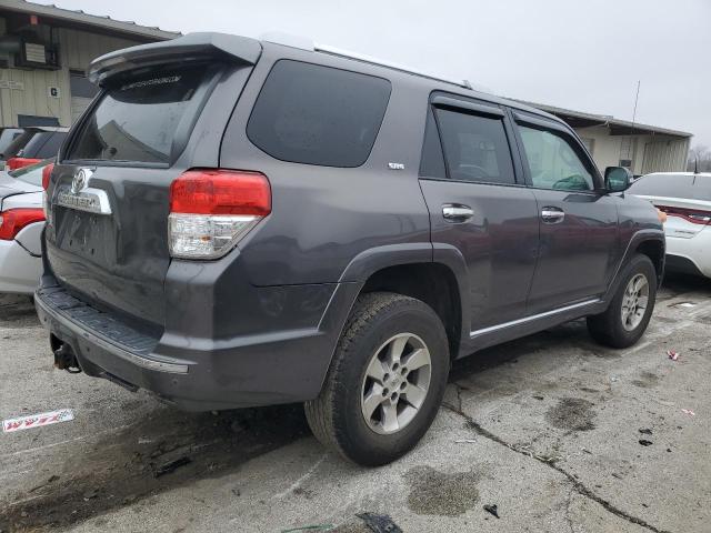 JTEBU5JR4B5055589 - 2011 TOYOTA 4RUNNER SR5 GRAY photo 3