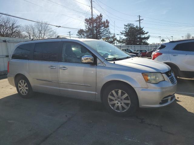 2A4RR8DG4BR734131 - 2011 CHRYSLER TOWN & COU TOURING L SILVER photo 4