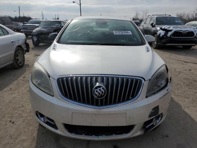 1G4PS5SK5D4163080 - 2013 BUICK VERANO WHITE photo 5