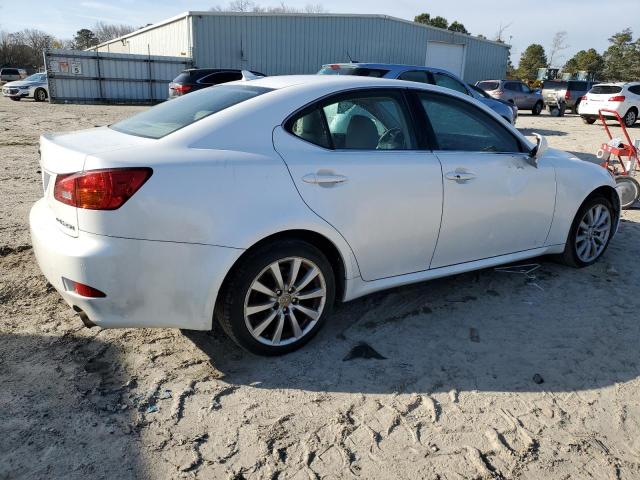 JTHCK262785017550 - 2008 LEXUS IS 250 WHITE photo 3