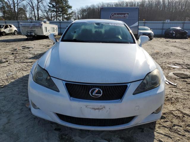 JTHCK262785017550 - 2008 LEXUS IS 250 WHITE photo 5