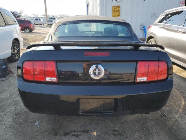 1ZVHT84N555223642 - 2005 FORD MUSTANG BLACK photo 6