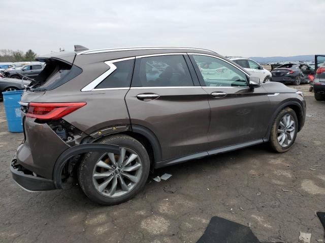 3PCAJ5M33KF137151 - 2019 INFINITI QX50 LUXE ESSENTIAL BROWN photo 3