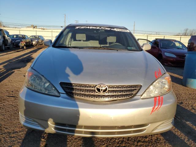 4T1BF30K34U068006 - 2004 TOYOTA CAMRY LE SILVER photo 5