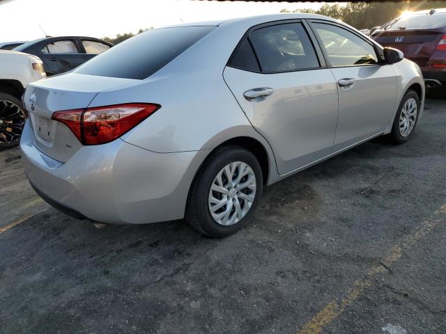 5YFBURHE0KP859535 - 2019 TOYOTA COROLLA L SILVER photo 3