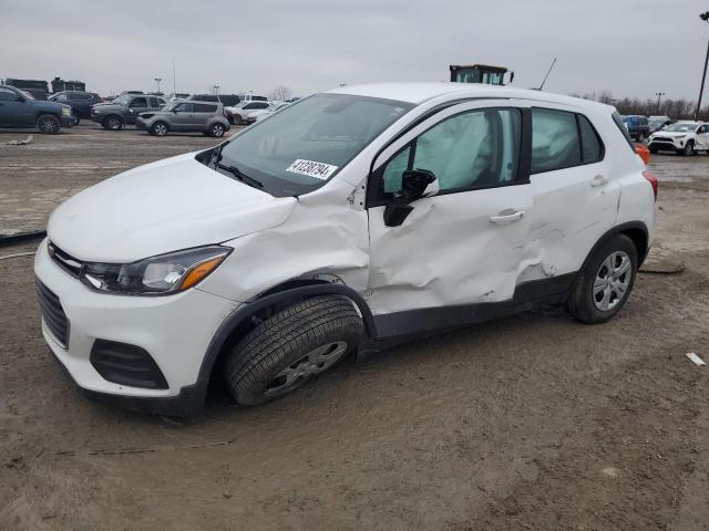 3GNCJKSBXJL174299 - 2018 CHEVROLET TRAX LS WHITE photo 1