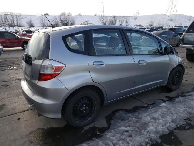 JHMGE88299S006139 - 2009 HONDA FIT GRAY photo 3