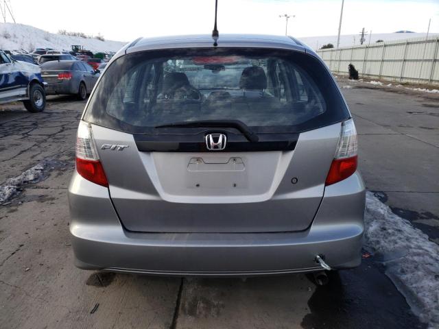 JHMGE88299S006139 - 2009 HONDA FIT GRAY photo 6