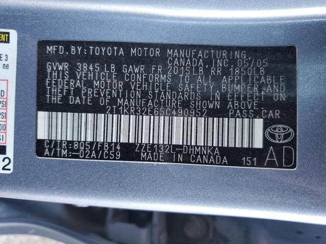 2T1KR32E65C490952 - 2005 TOYOTA COROLLA MA XR BLUE photo 12
