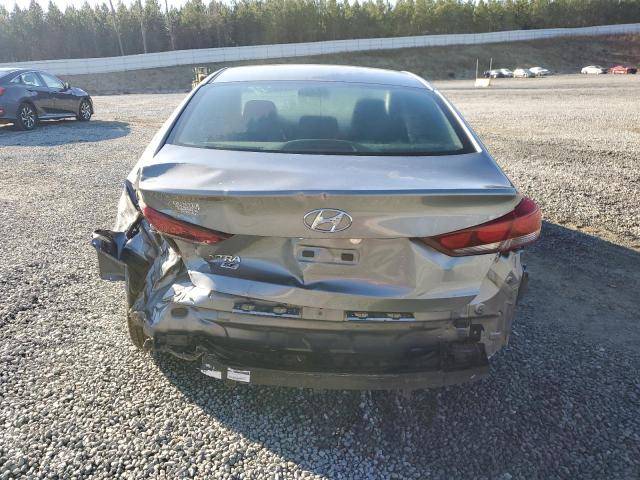 KMHD74LF8JU611730 - 2018 HYUNDAI ELANTRA SE GRAY photo 6