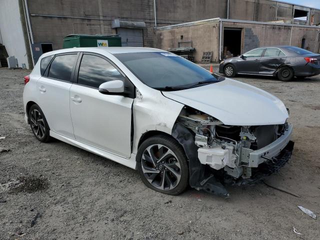 JTNKARJE1GJ523242 - 2016 TOYOTA SCION IM WHITE photo 4