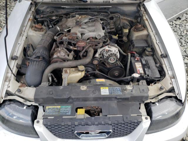 1FAFP44443F319032 - 2003 FORD MUSTANG SILVER photo 11