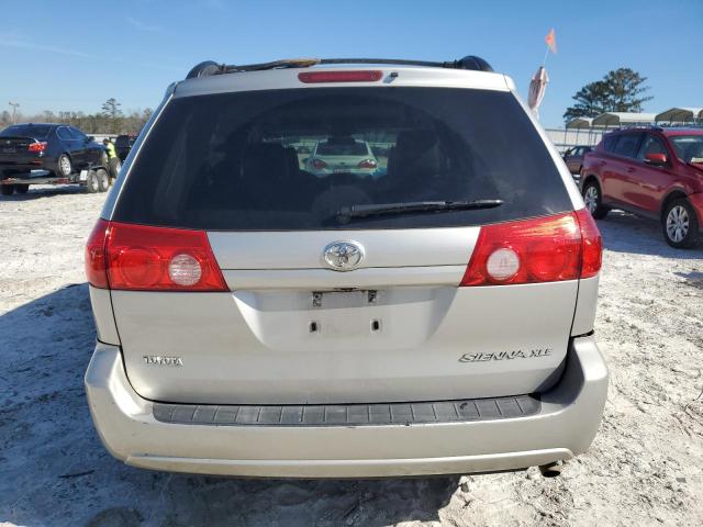 5TDYK4CC3AS316730 - 2010 TOYOTA SIENNA XLE SILVER photo 6