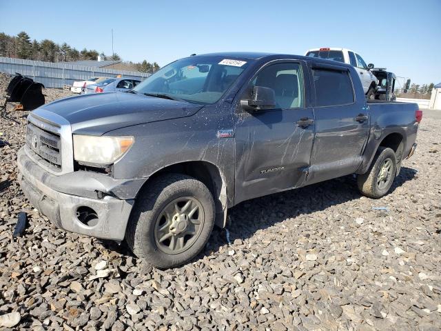 5TFDY5F17AX144483 - 2010 TOYOTA TUNDRA CREWMAX SR5 GRAY photo 1