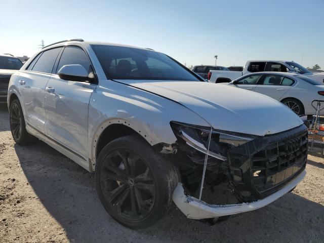 WA1EVAF19MD013593 - 2021 AUDI Q8 PREMIUM PLUS S-LINE WHITE photo 4