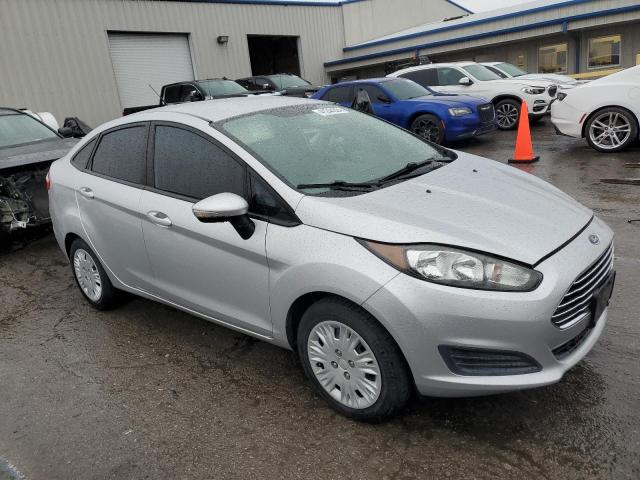 3FADP4BJ4EM203736 - 2014 FORD FIESTA SE SILVER photo 4