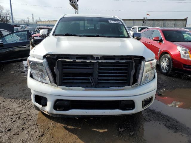 1N6AA1E51HN534082 - 2017 NISSAN TITAN SV WHITE photo 5