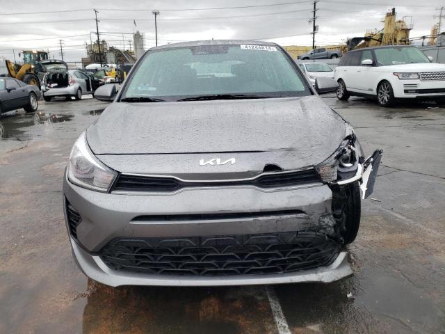 3KPA25AD5PE542953 - 2023 KIA RIO S SILVER photo 5