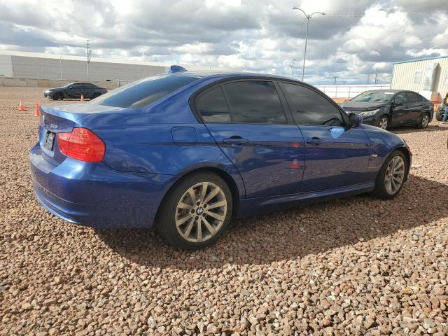 WBAPH73509A174291 - 2009 BMW 328 I BLUE photo 3