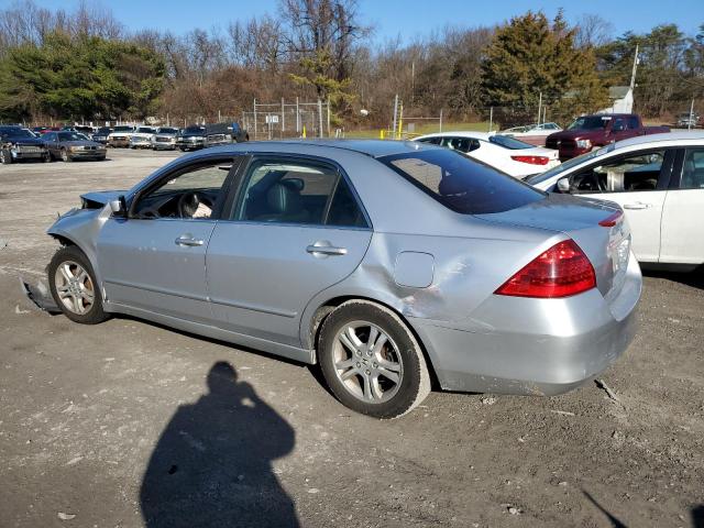 1HGCM56897A137066 - 2007 HONDA ACCORD EX SILVER photo 2