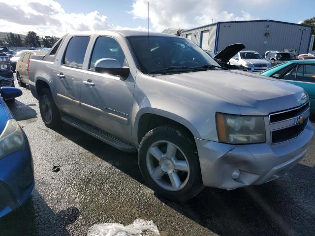 3GNEC12037G277903 - 2007 CHEVROLET AVALANCHE C1500 GRAY photo 4